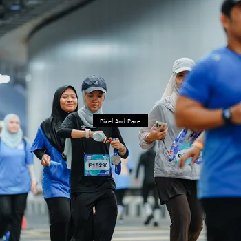 Runner Photo 7824765