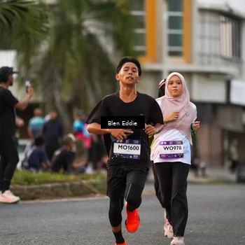 Runner Photo 7824769