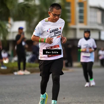 Runner Photo 7824800