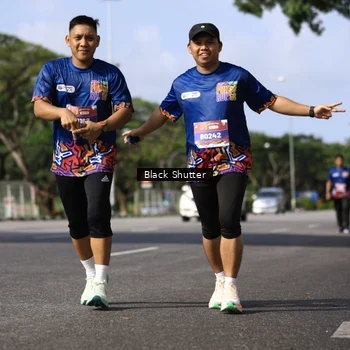 Runner Photo 7824806