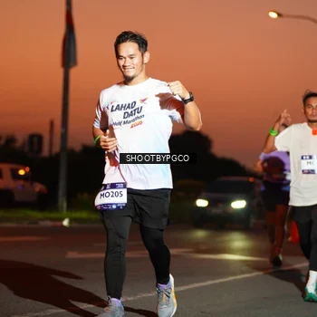 Runner Photo 7824862