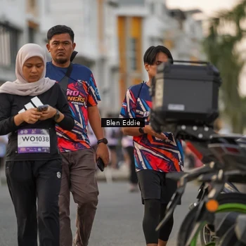 Runner Photo 7824875