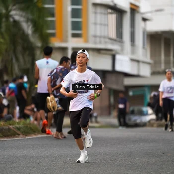 Runner Photo 7824887