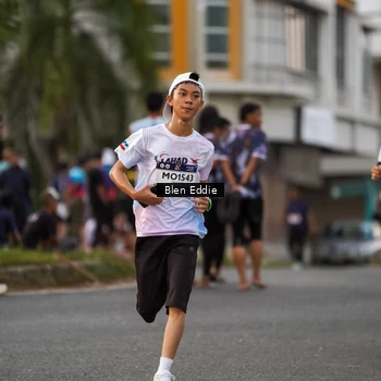 Runner Photo 7824909