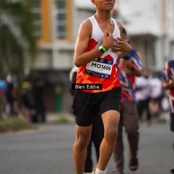 Runner Photo 7824913