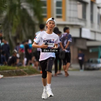 Runner Photo 7824947
