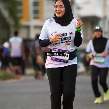 Runner Photo 7824968