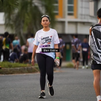Runner Photo 7824972