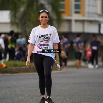 Runner Photo 7824973