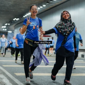 Runner Photo 7825001