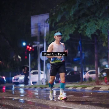 Runner Photo 7825002