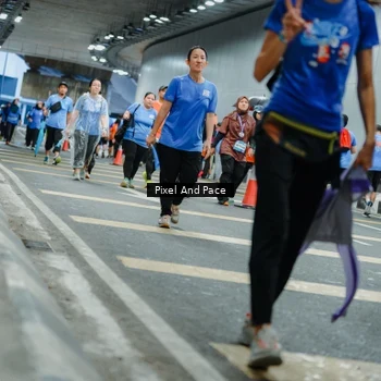 Runner Photo 7825005