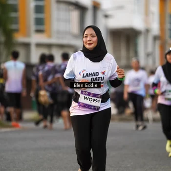 Runner Photo 7825014