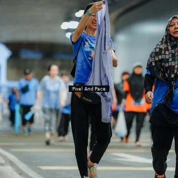 Runner Photo 7825022