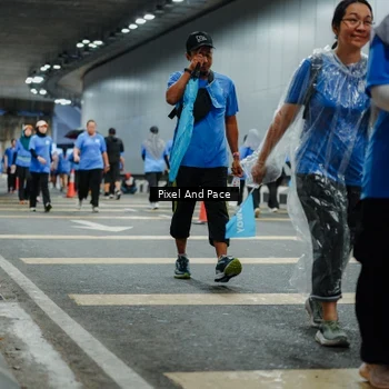 Runner Photo 7825027