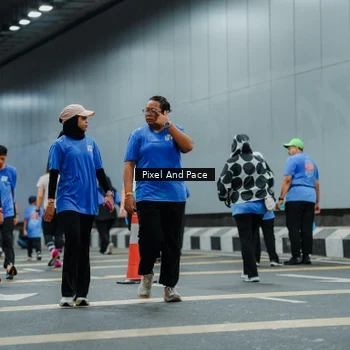 Runner Photo 7825043