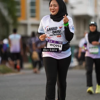 Runner Photo 7825052