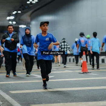Runner Photo 7825056