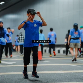 Runner Photo 7825059
