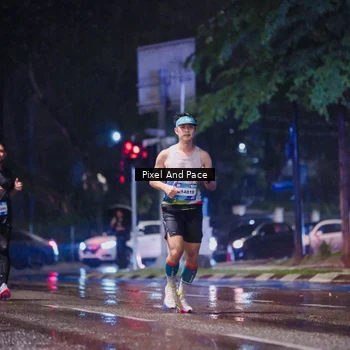 Runner Photo 7825065