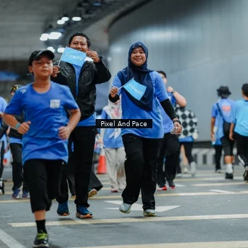 Runner Photo 7825079