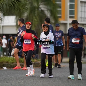 Runner Photo 7825084