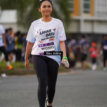 Runner Photo 7825090