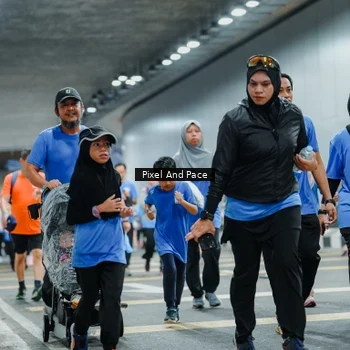 Runner Photo 7825091
