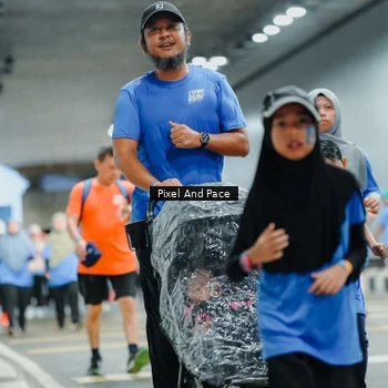 Runner Photo 7825103