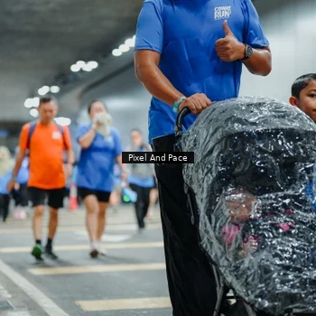 Runner Photo 7825111