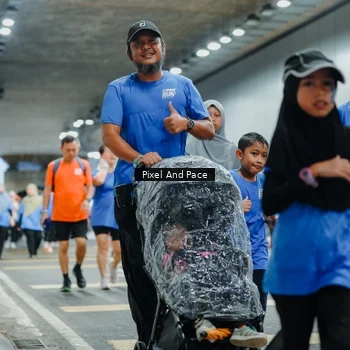 Runner Photo 7825112