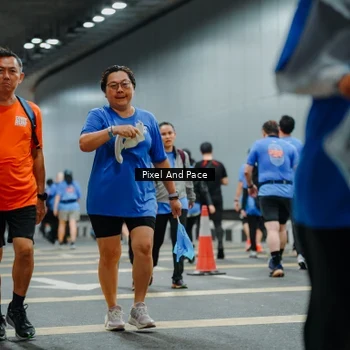 Runner Photo 7825114