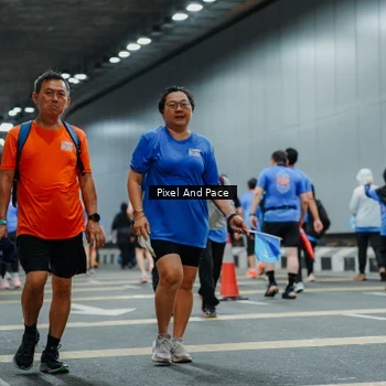 Runner Photo 7825119