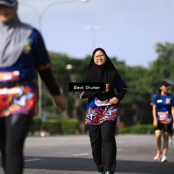 Runner Photo 7825130