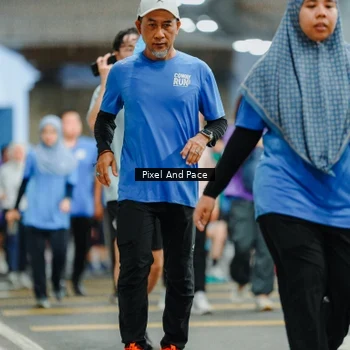 Runner Photo 7825161