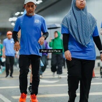 Runner Photo 7825162