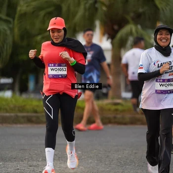 Runner Photo 7825166