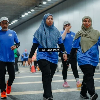 Runner Photo 7825168