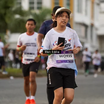 Runner Photo 7825169