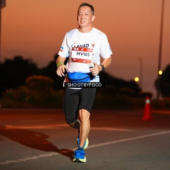 Runner Photo 7825206