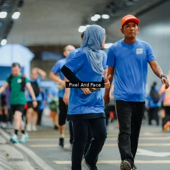 Runner Photo 7825240