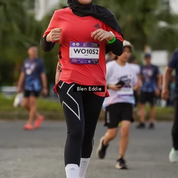 Runner Photo 7825246
