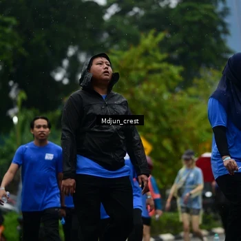 Runner Photo 7825257