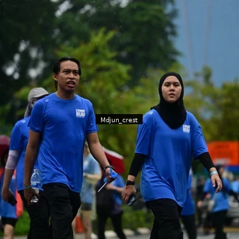 Runner Photo 7825276