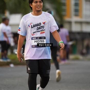 Runner Photo 7825282