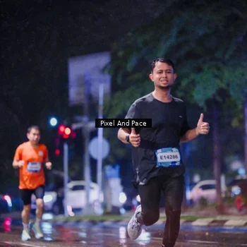 Runner Photo 7825307