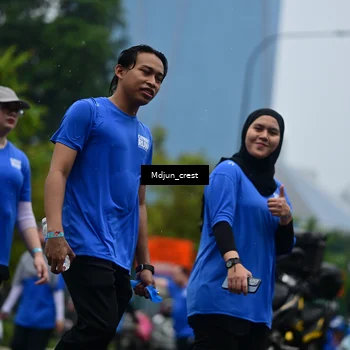 Runner Photo 7825313