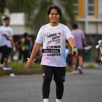 Runner Photo 7825320