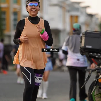 Runner Photo 7825340