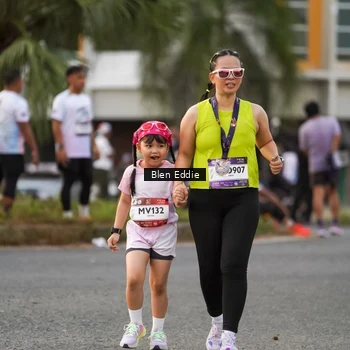 Runner Photo 7825364